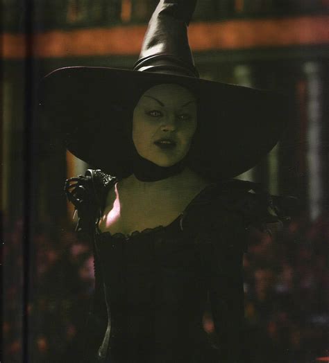 Malignant witch in oz